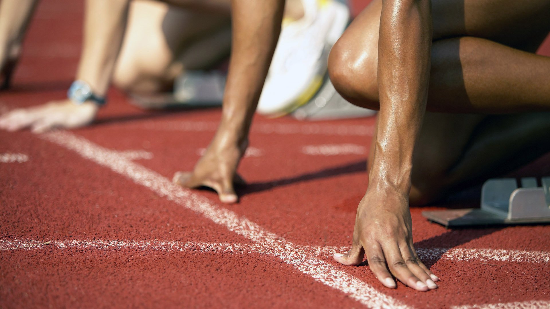 kaiyun网站-自由泳接力冲刺突尼斯赢得掌声，4×200自由泳接力全程回放